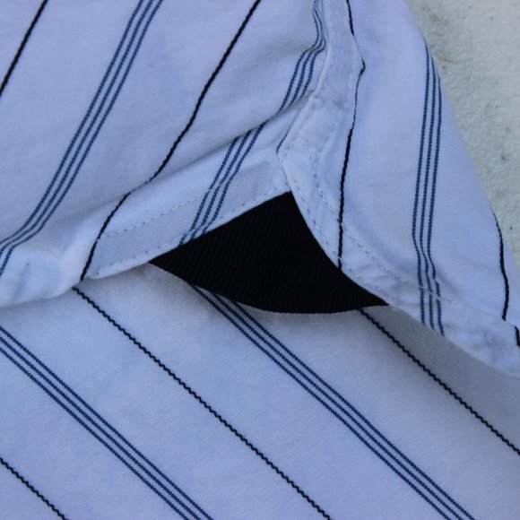 ABERCROMBIE YOUTH BOYS DRESS SHIRT WHITE BLUE PINSTRIPE SIZE MEDIUM BUTTON CUFFS - Picture 5 of 6